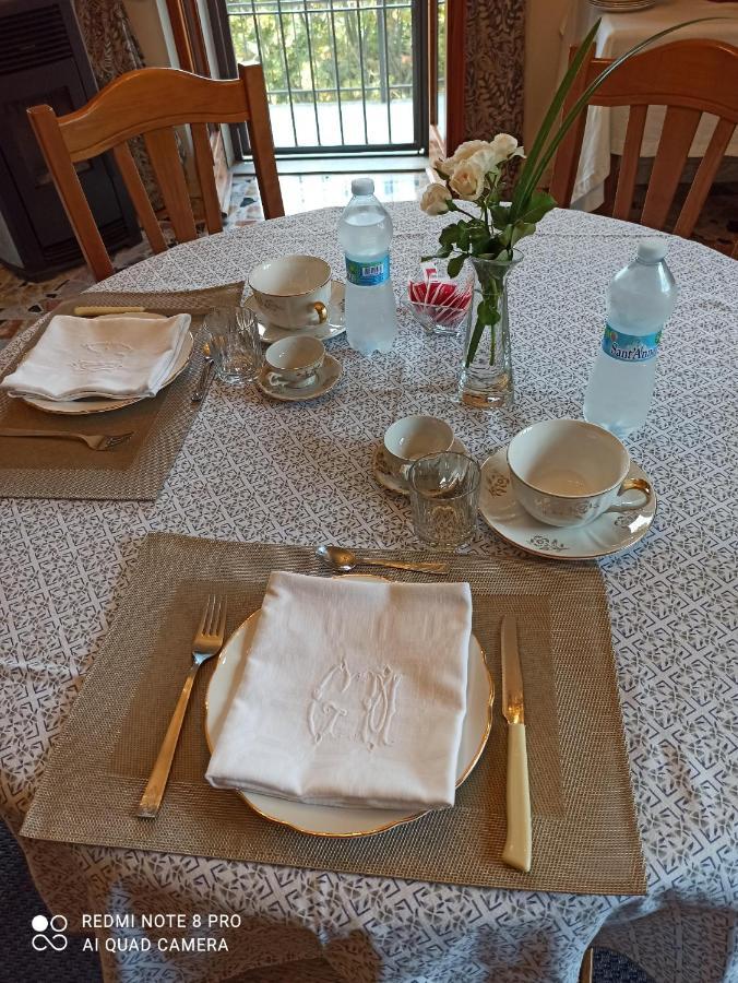 D'Or Duble' Bed And Breakfast Carignano  ภายนอก รูปภาพ
